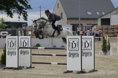 Danny Van Es en Sandra Guilbau winnen de HGVBB jonge paarden kampioenschappen