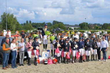 Charlotte De Koker wint het kampioenschap voor amazones